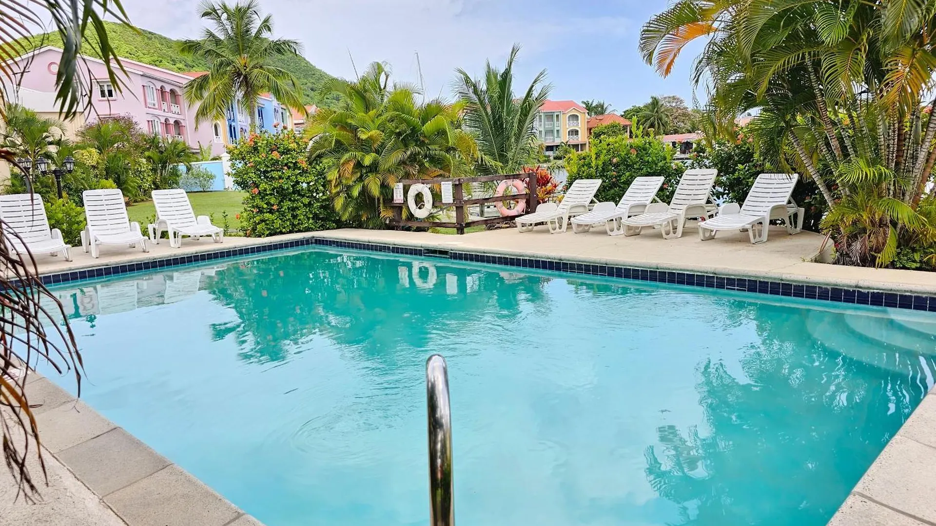 Bay View #7 Is A 2-Bed, 3,5-Bath Waterfront Townhouse In A Gated Community, Townhouse Villa Gros Islet